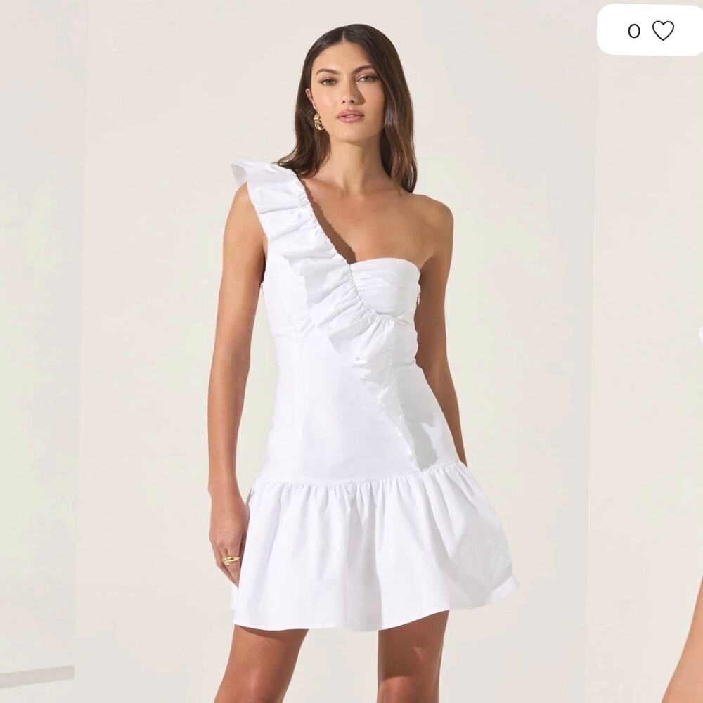Astr The Label One Shoulder Ruffle White Mini Dress NWT size Small Sold Out!